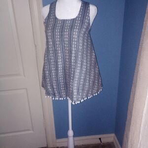 Freeway Gray and White Boxy Tunic Top